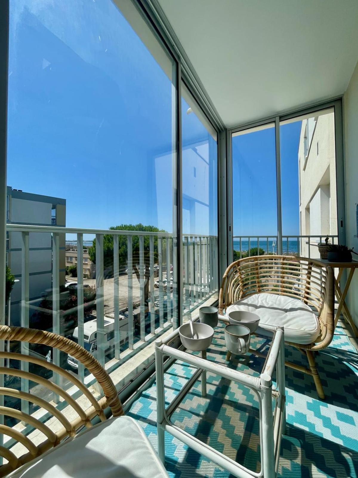 Le Neptune Appartement T2 Tout Confort Au Calme Et A Deux Pas De La Plage Le Grau-du-Roi Exteriér fotografie