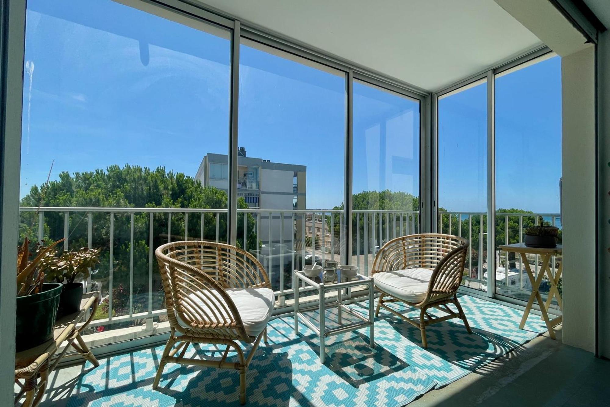 Le Neptune Appartement T2 Tout Confort Au Calme Et A Deux Pas De La Plage Le Grau-du-Roi Exteriér fotografie